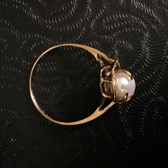 SOLD 14k Free Form Pearl Ring - Picture 6 of 8